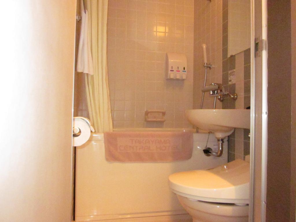 Ayun Takayama Central Hotel Szoba fotó